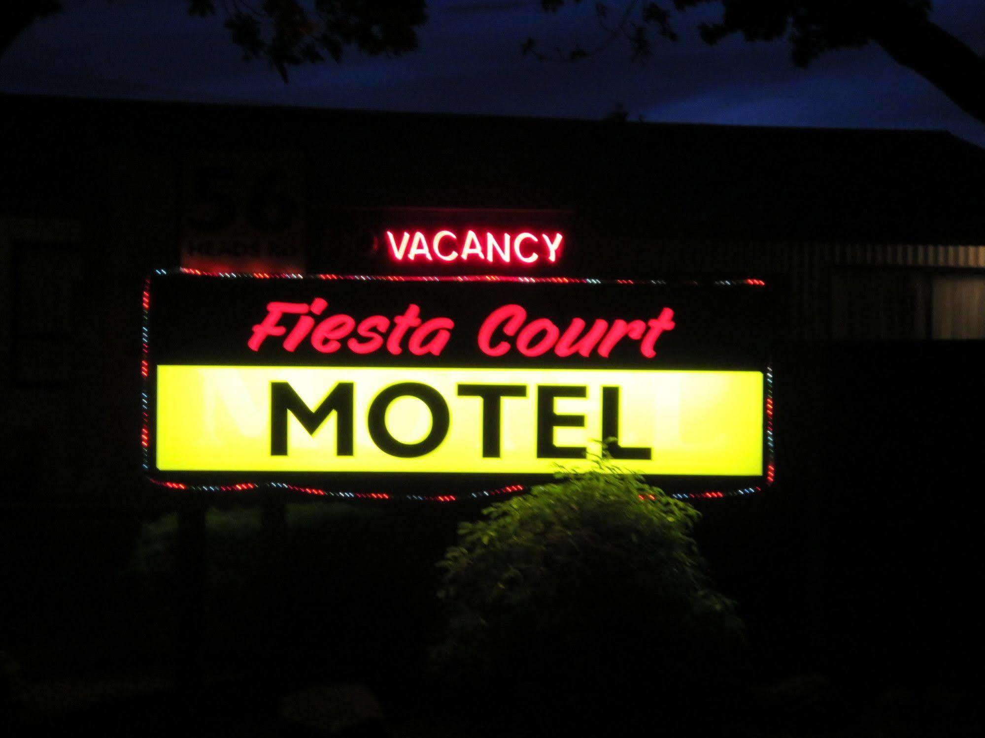 Fiesta Court Motel Whanganui Kültér fotó